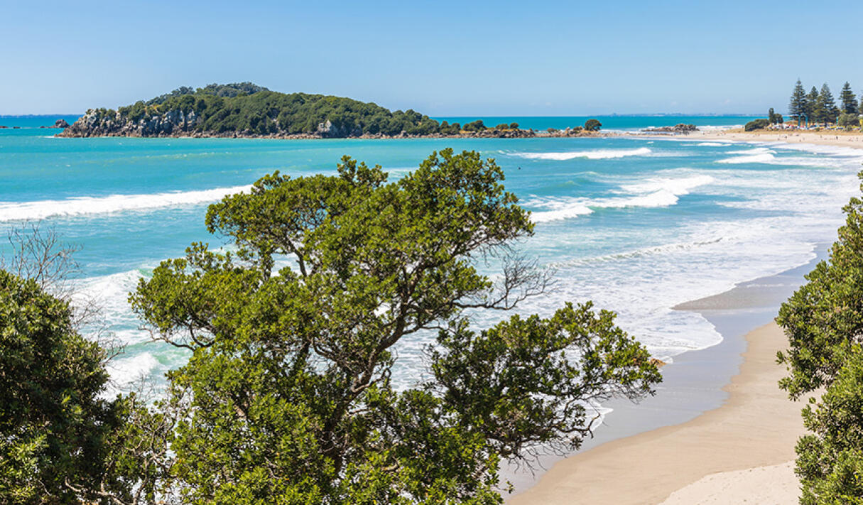 Top 5 Beaches Around Mount Maunganui for Active Retirees